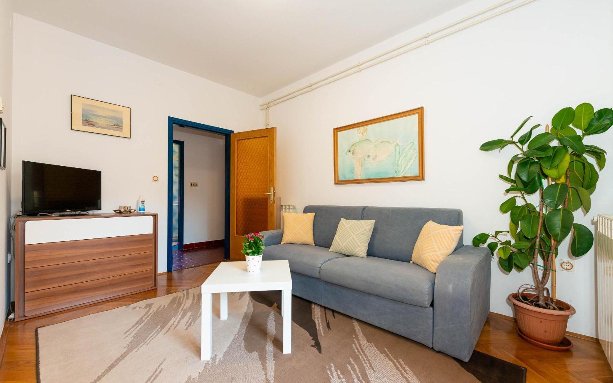 Apartments D&V Ровінь Екстер'єр фото